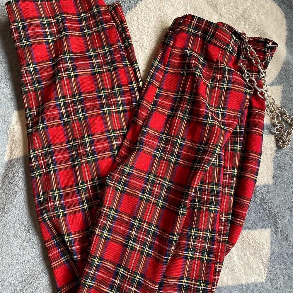 Plaid flare trousers with chain